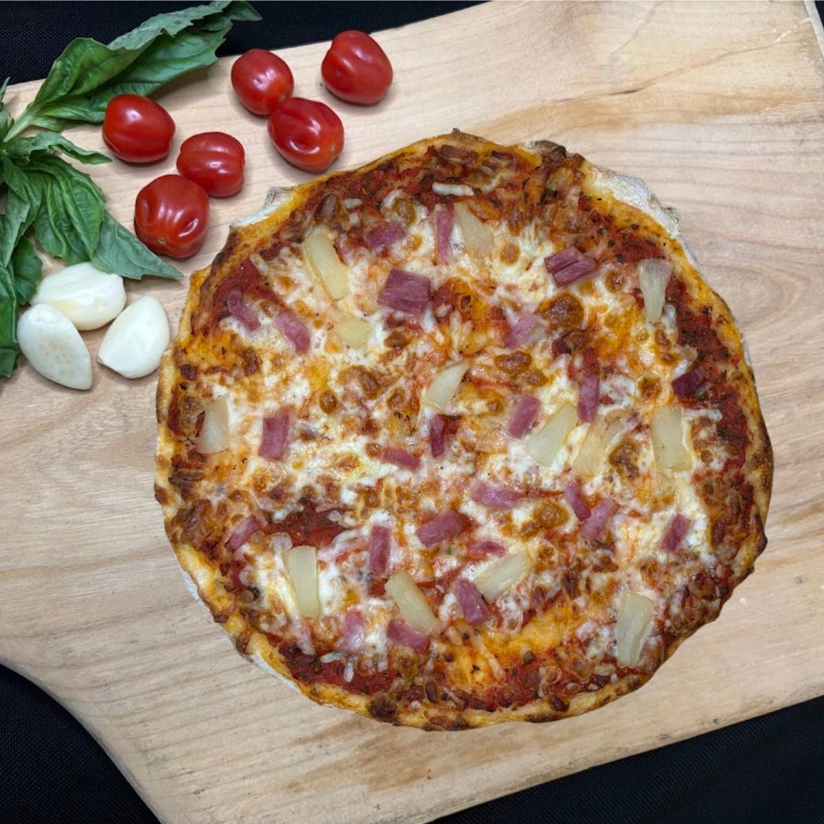 Hawaiian Pizza