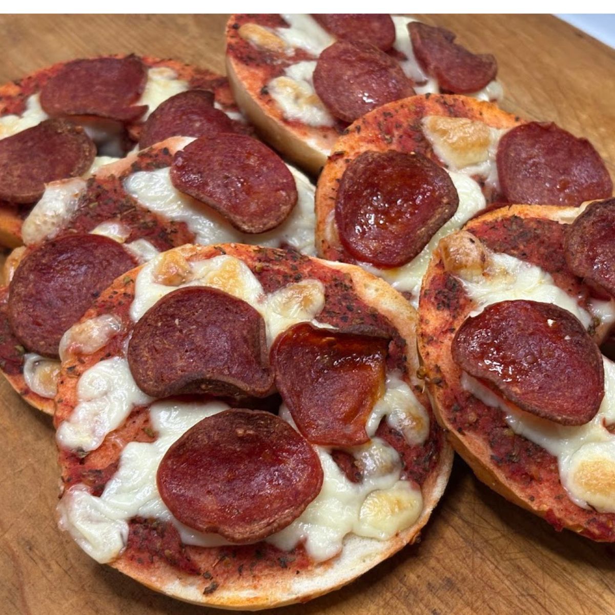 Halal Pepperoni Pizza Bagels - Image 3